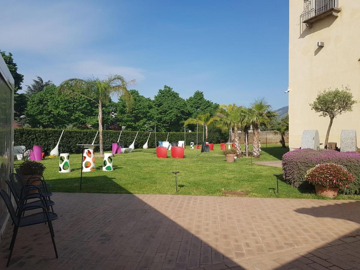 I Giardini Del Novecento Hotel Lamezia Terme Kültér fotó